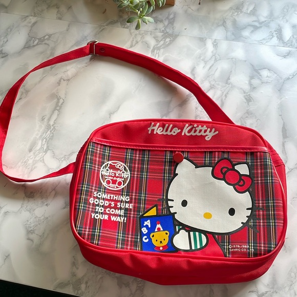 Sanrio Handbags - Vintage Sanrio Hello Kitty 1989 bag